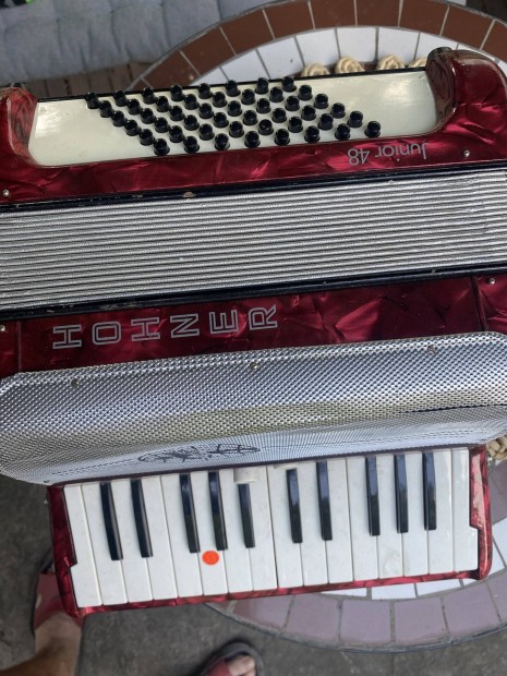 Hohner junior 42 harmonika elad 