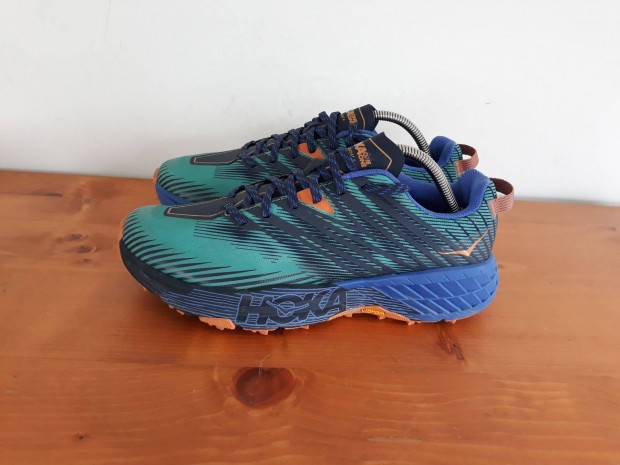 Hoka Speedgoat 4 cip 42-es futcip 42