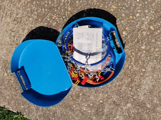 H�l�nc 155/70 -13 .�j