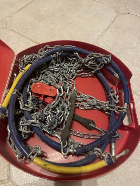 H�l�nc Elad� �rden