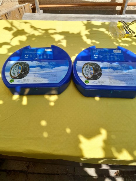 H�l�nc �j , egy p�r