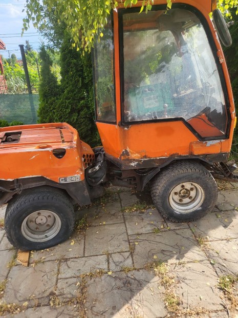 Holder C240 traktor,eszközhordozó,öszkerékhajtású eladó!