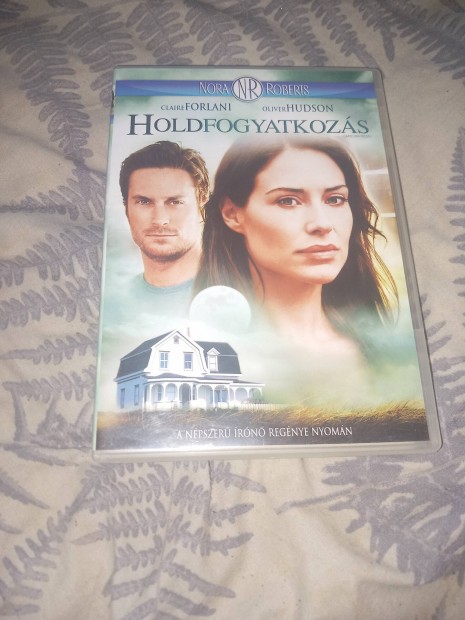 Holdfogyatkozs DVD Film Nora Roberts