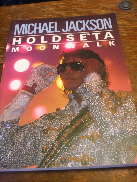 Holdsta Moonwalk Michael Jackson