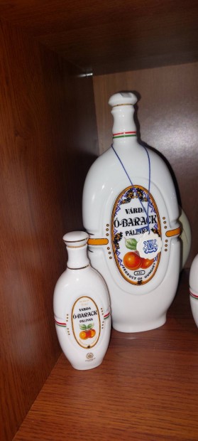 Hollh�zi "Varda Keser�" buteliak ,most 1 et fizet 3 at kap 