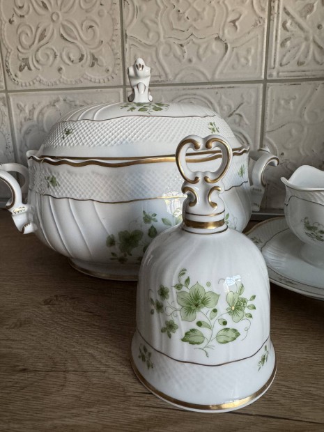 Hollóháza porcelán 12 sz. készlet egyben eladó