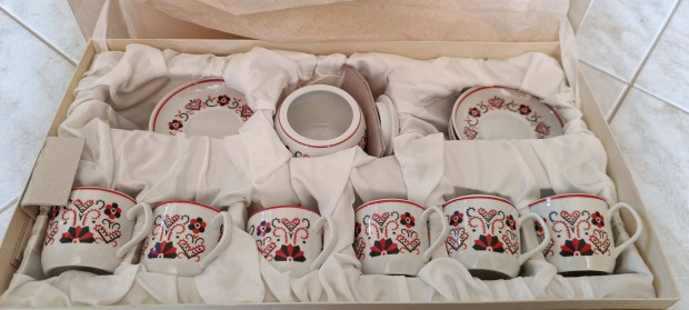 Hollhza porceln 6 szemlyes kvskszlet cukortartval