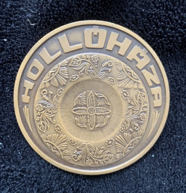 Hollhzi bronz plakett