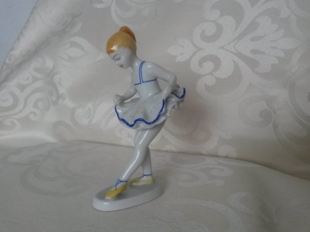 Hollhzi porceln balerina 