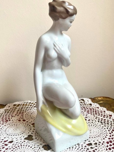 Hollhzi porceln figurk