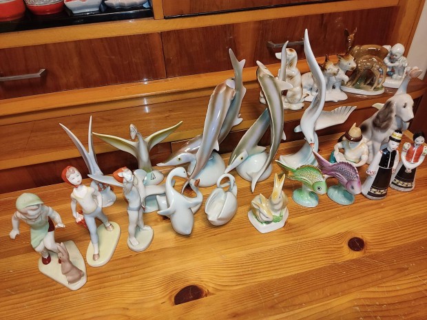 Hollhzi porceln figurk