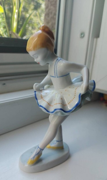 Hollhzi porceln szobor,  balerina