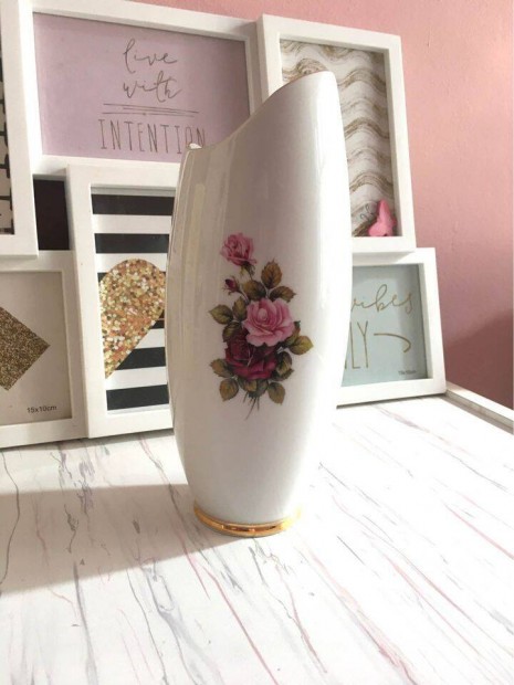 Hollohazi rozsamintas, asszimmetrikus szaju porcelan vaza