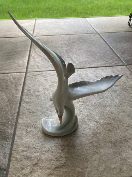 Hollhzi sirly porceln figura - Albatross - Hollhza madr figura