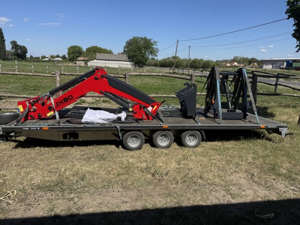 Homlokrakodó MTZ Belarus Black Bull