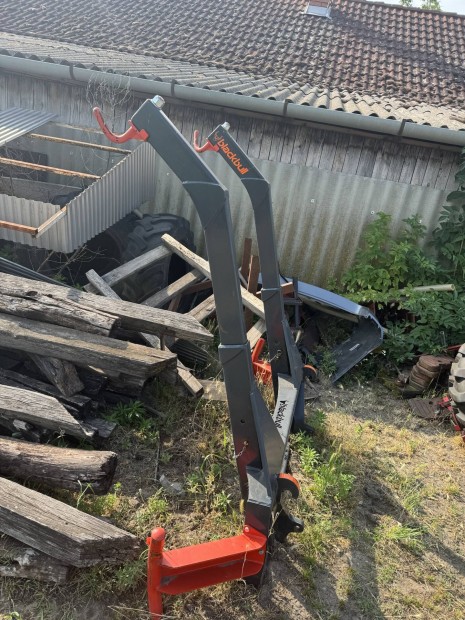 Homlokrakodó és eszközei
