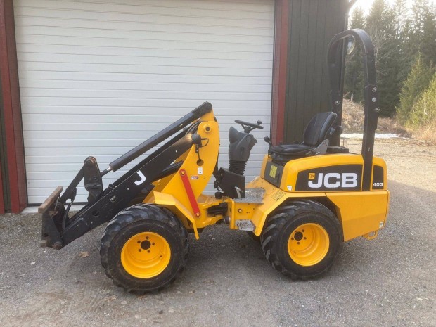 Homlokrakod gp JCB 34O3