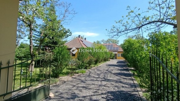 Homor�di 145 nm-es h�z elad�