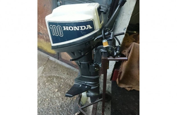 Honda 10 Le. 4 tem , rvid csizms motor