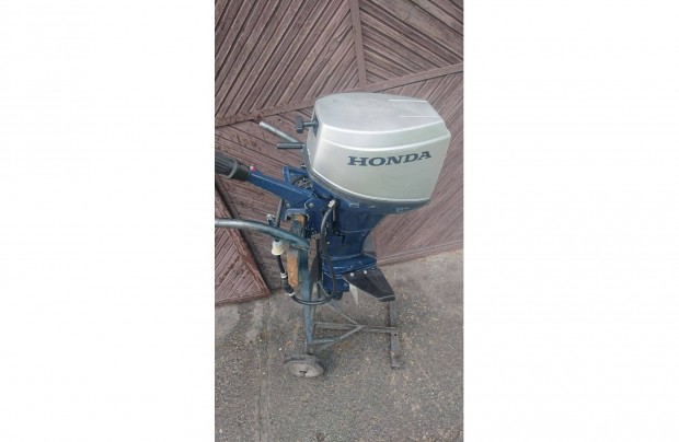 Honda 10 Le. 4 ütemű, rövid csizmás szervizelt motor
