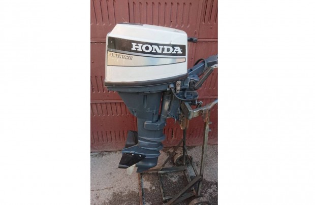 Honda 15Le.4 ütemű, önindítós-berántós, hosszú csizmás Olcsón!