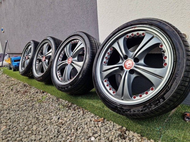 Honda 17 alufelni jo gumikkal elad� 