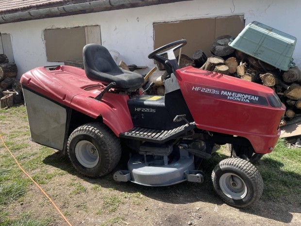 Honda 2213 funyiro traktor