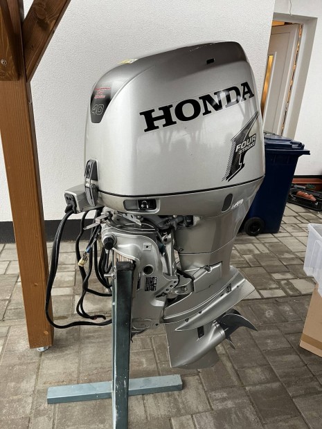 Honda 40le csnakmotor csnak motor hajmotor klmotor
