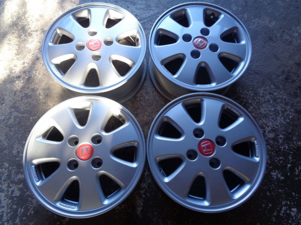 Honda 4x114,3 R15 Alufelni Garnitúra, Accord, Prelude