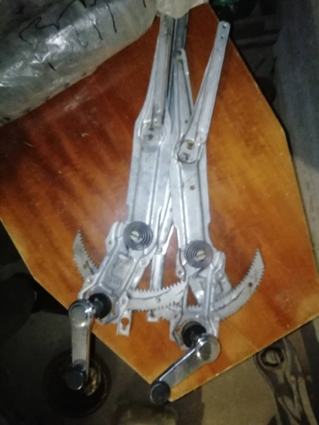 Honda 5gen Civic eg4 ablakemel 