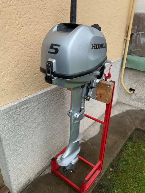 Honda 5le csónakmotor eladó