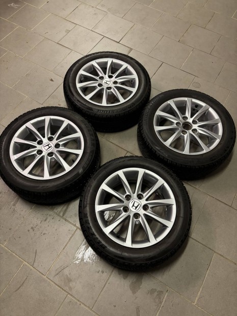 Honda 6,5x16 et45 5x114,3 gyari alufelni