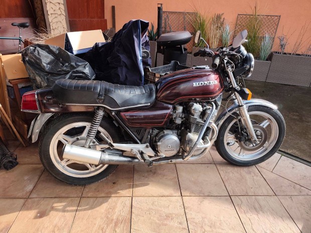 Honda 750 F RC01 50 ezer kil�m�teres veter�n