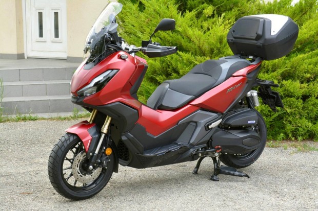 Honda ADV 350 MO-i.ABS.TC.1-Tulaj.SZ.Könyv.KARC...