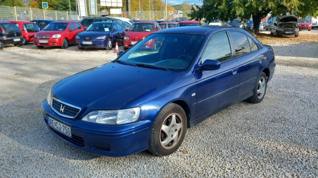 Honda Accord 1.6i LS