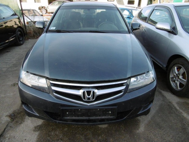 Honda Accord 2006, 2.0 Benzin Egyben vagy Alkatrszekknt