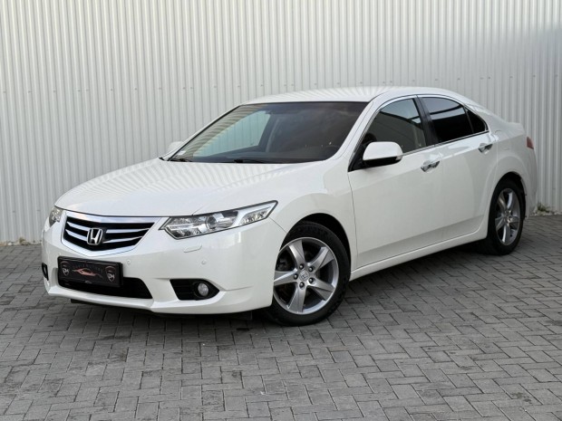 Honda Accord 2.0 Executive Multim�dia.PDC.Xenon...