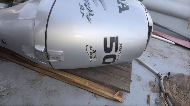 Honda Bf50 cs�nakmotor elad�