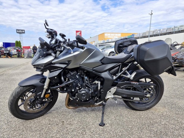 Honda CB1000 Hornet 2025 Sok extra 6 v Garanci...