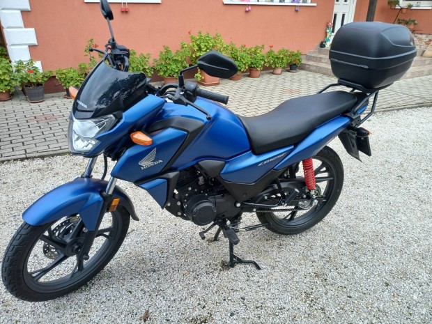 Honda CBF125 -jszer- elad 