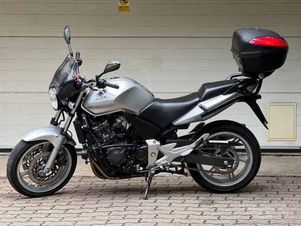 Honda CBF 600 N megkímélten