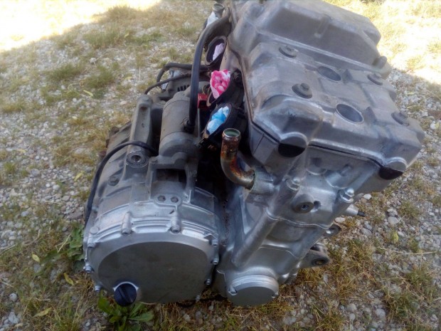 Honda CBR 1000 SC 21 alkatr�sz , motorblokk