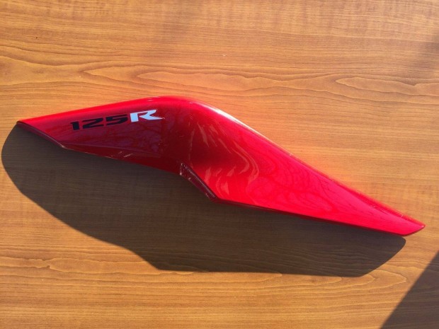 Honda CBR 125 R Jobb hátsó idom 07425
