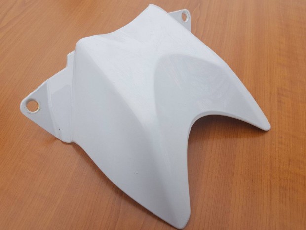 Honda CBR 125 R Tank takaró idom 11354