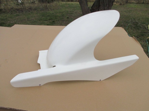 Honda CBR 600 F4 / CBR 600 F4i hts srvd