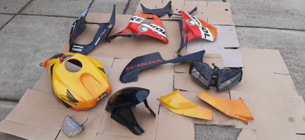 Honda CBR 600 RR 2005 S�r�lt �s �p idomok egyben elad�k