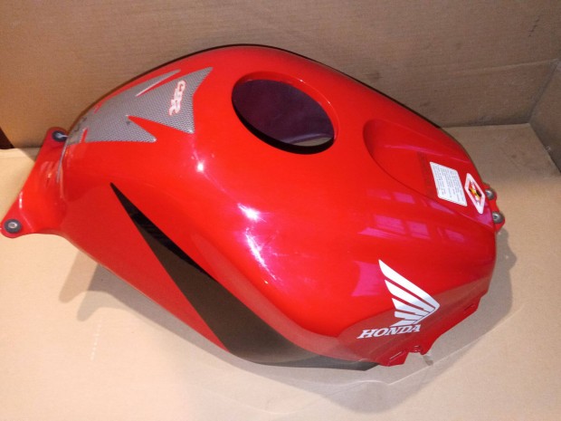 Honda CBR 600 RR tank idom PC 37 04 - 05