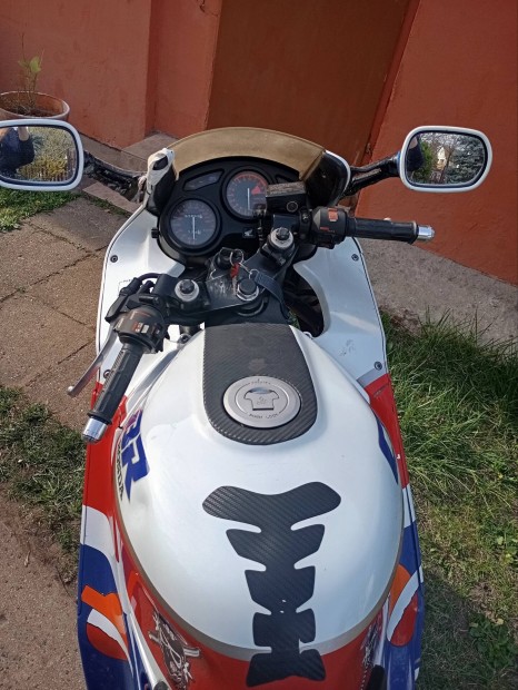 Honda CBR 600 elad�