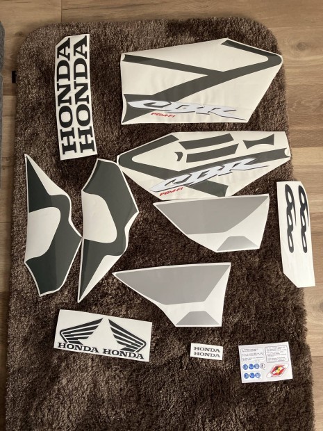 Honda CBR 600f4 matrica szett