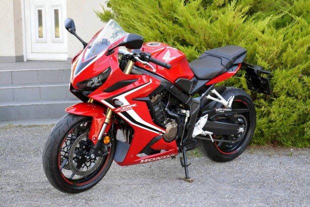 Honda CBR 650 R MO-i.ABS.TC.Gyorsváltó.2-Tulaj....